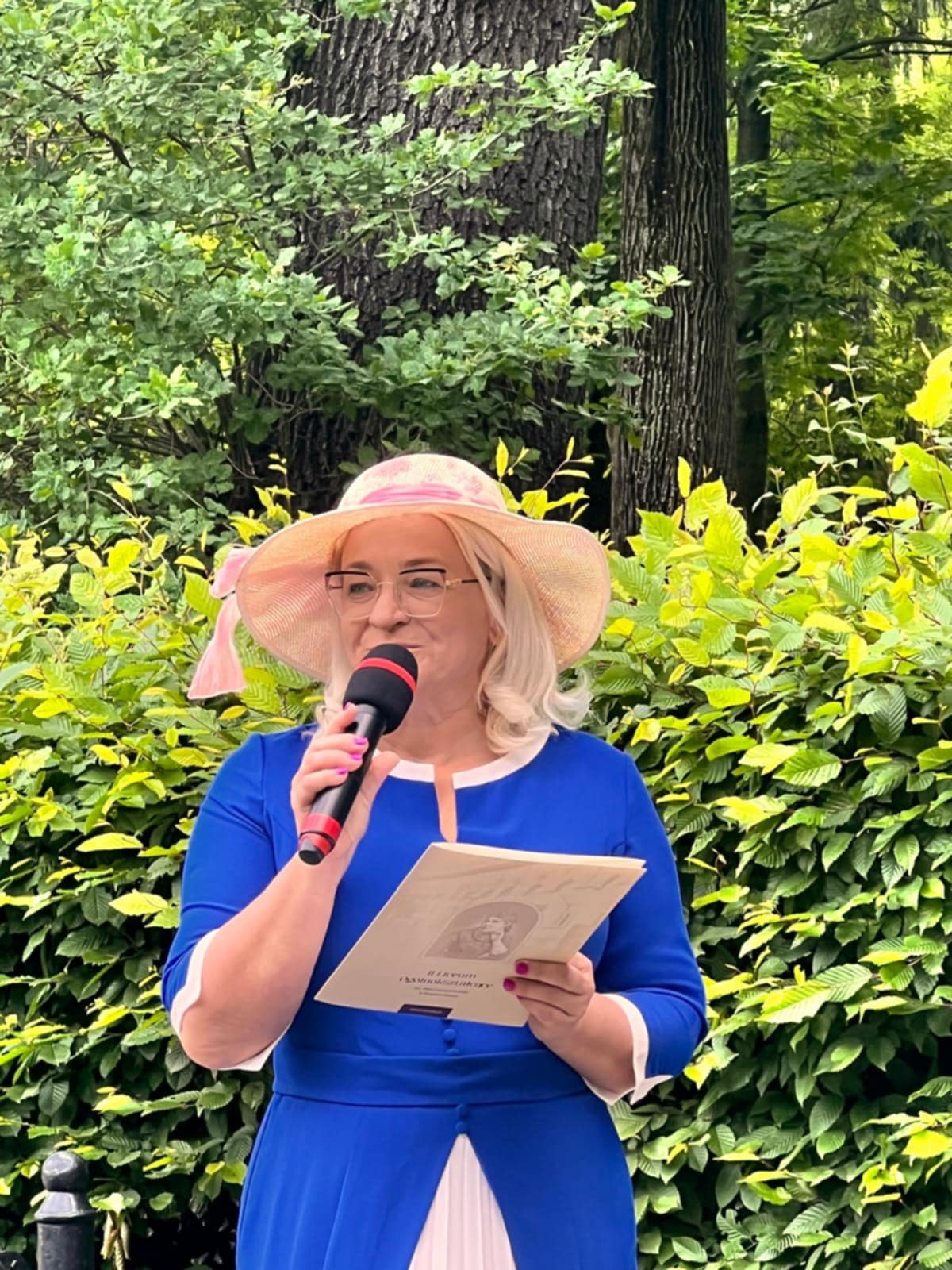 Zdjęcie Urodziny MK 2025 (03)9052c76b-723b-495d-9a83-9dcfe96d0a8c.jpeg w galerii Urodziny patronki II LO na Sądeckich Plantach